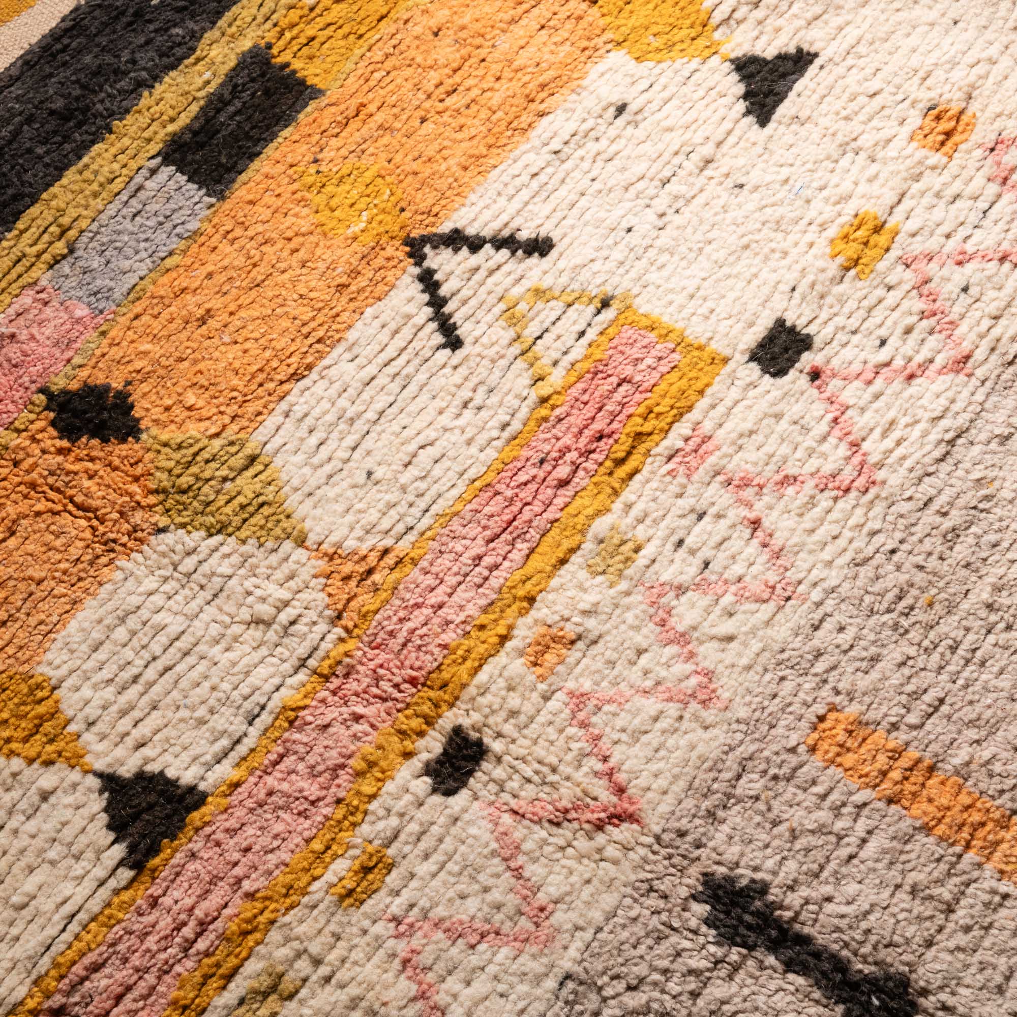 Hayet - vintage boujad rug