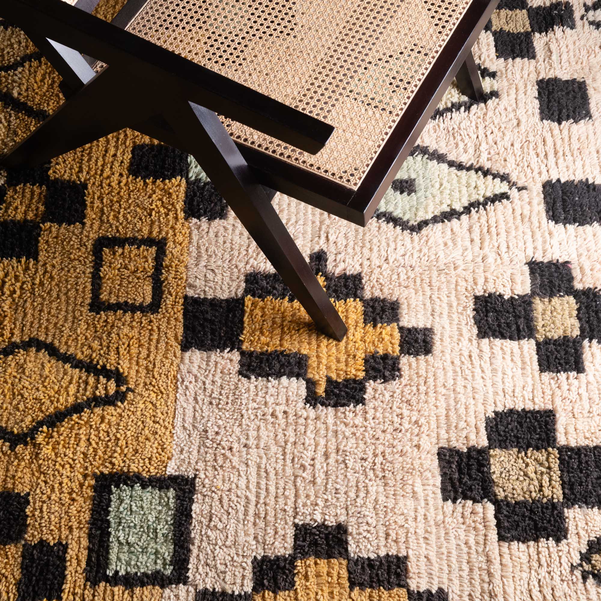 Wafi - vintage boujad rug