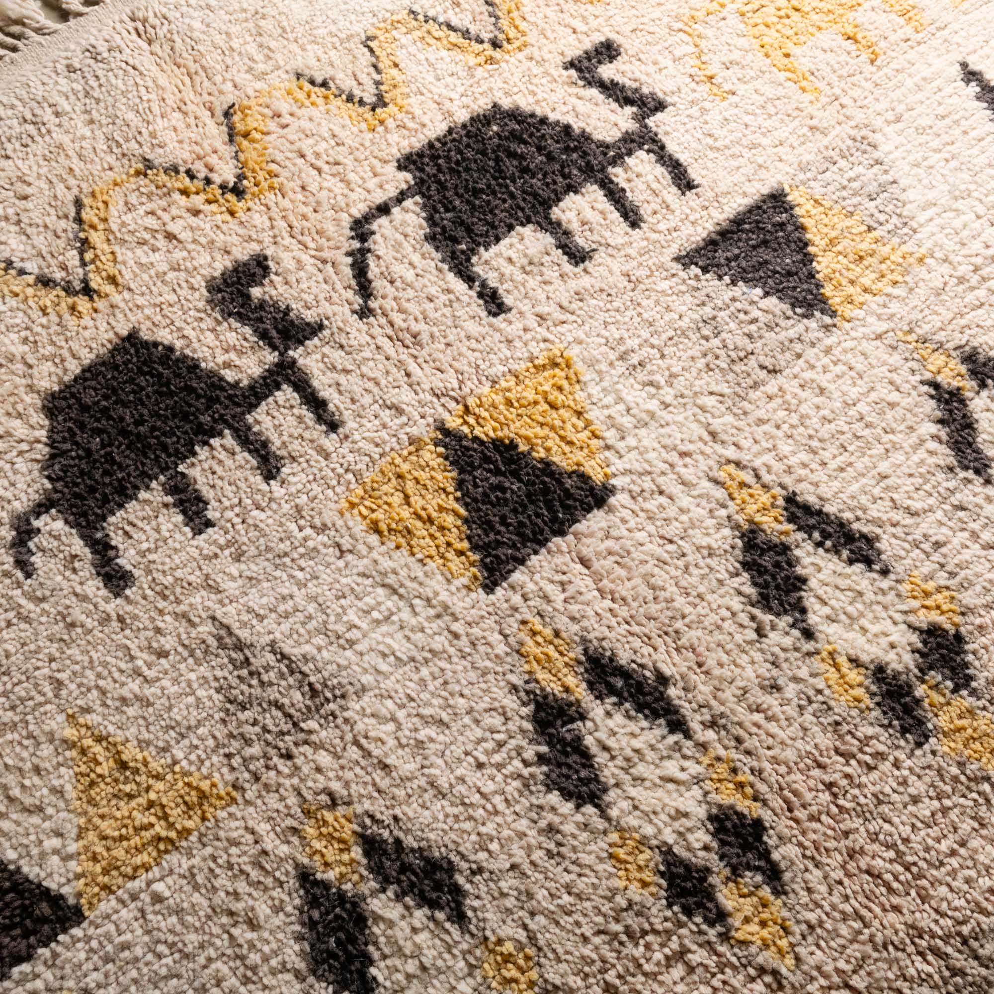 Asmae - vintage boujad rug