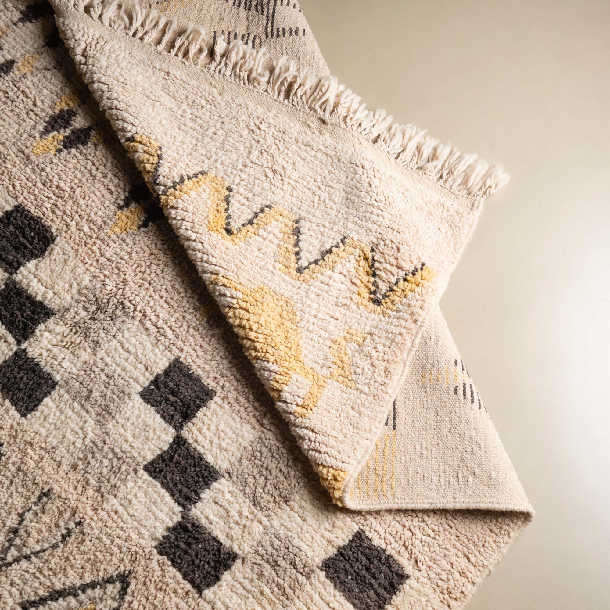 Asmae - vintage boujad rug