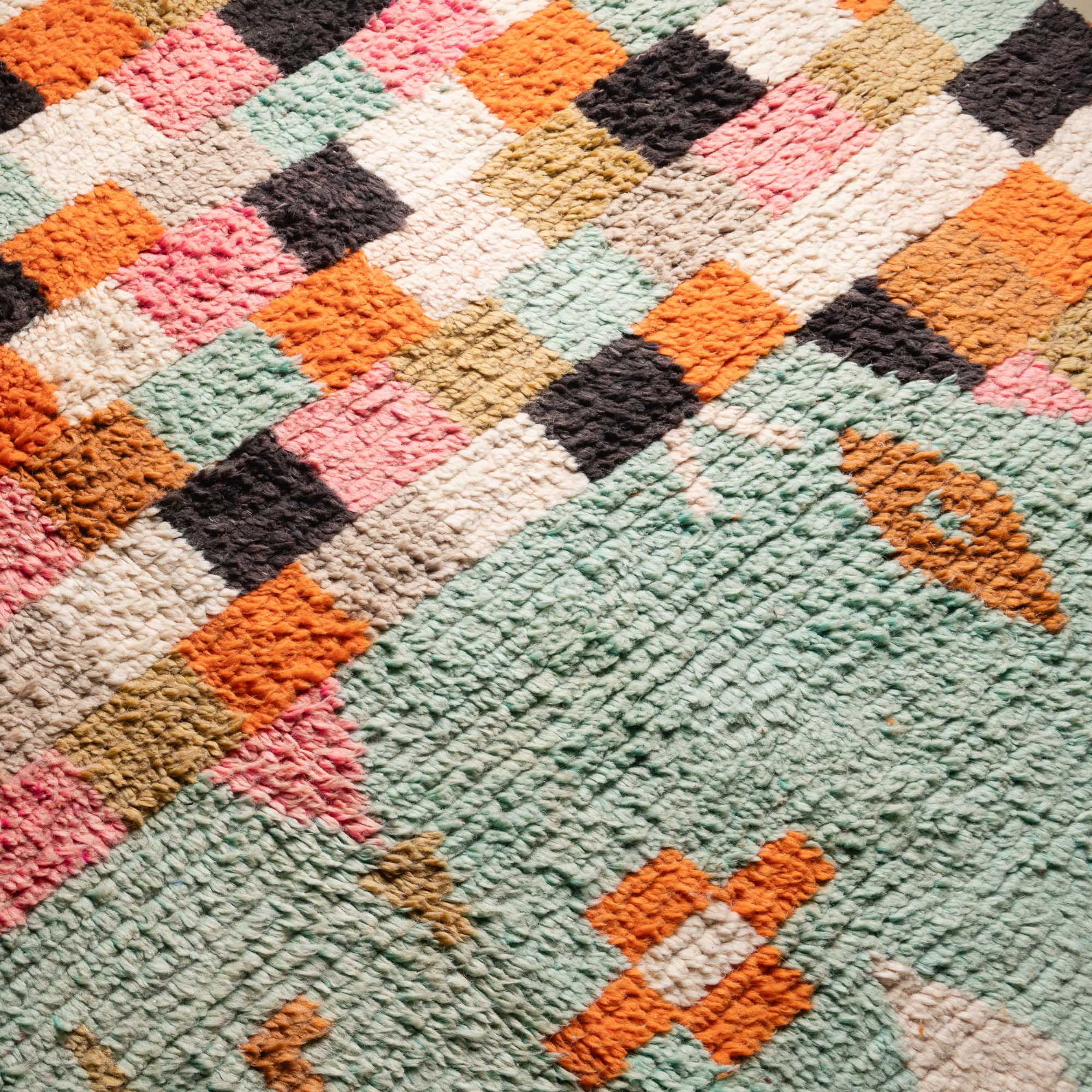 Nisrina - vintage boujad rug