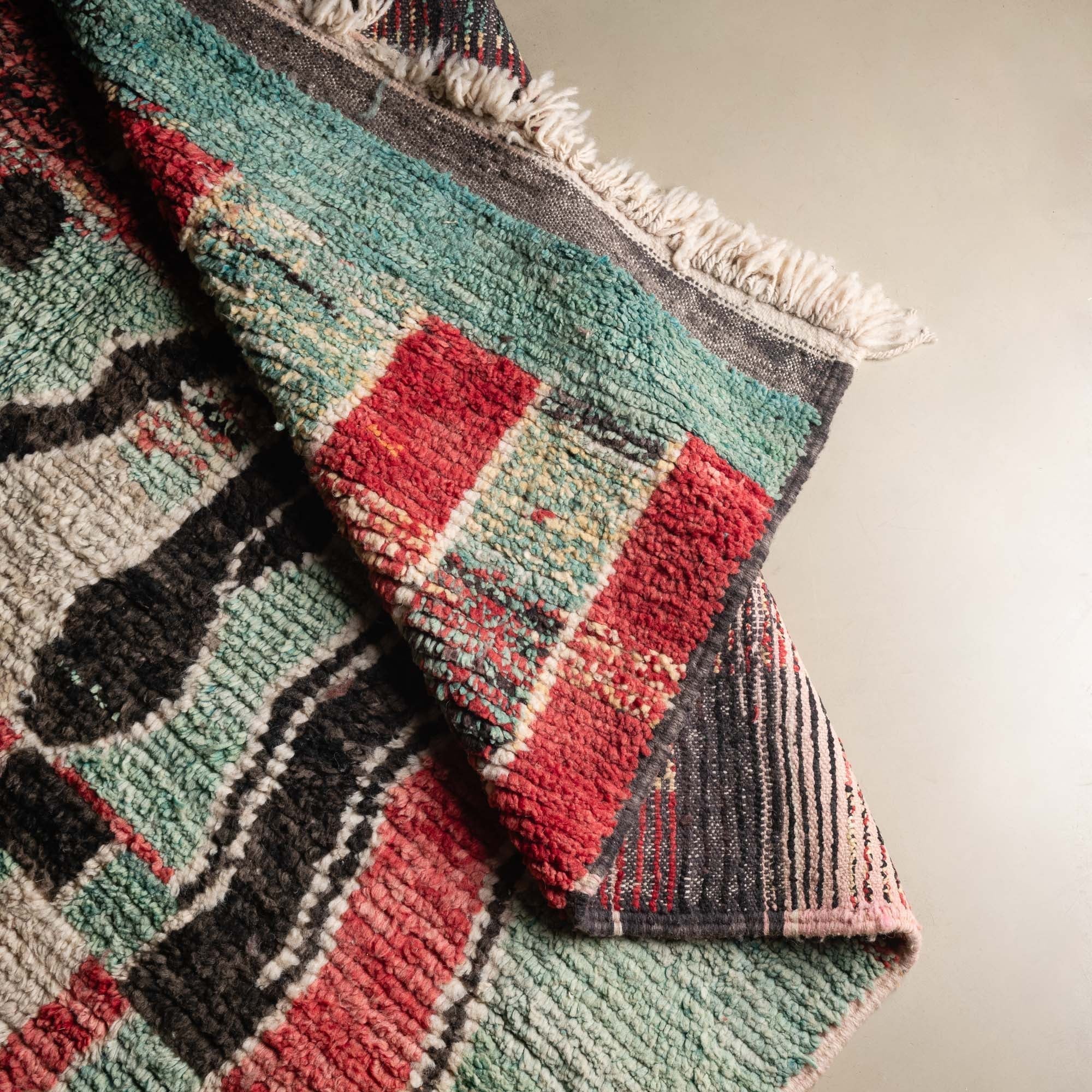 Anna - vintage boujad rug