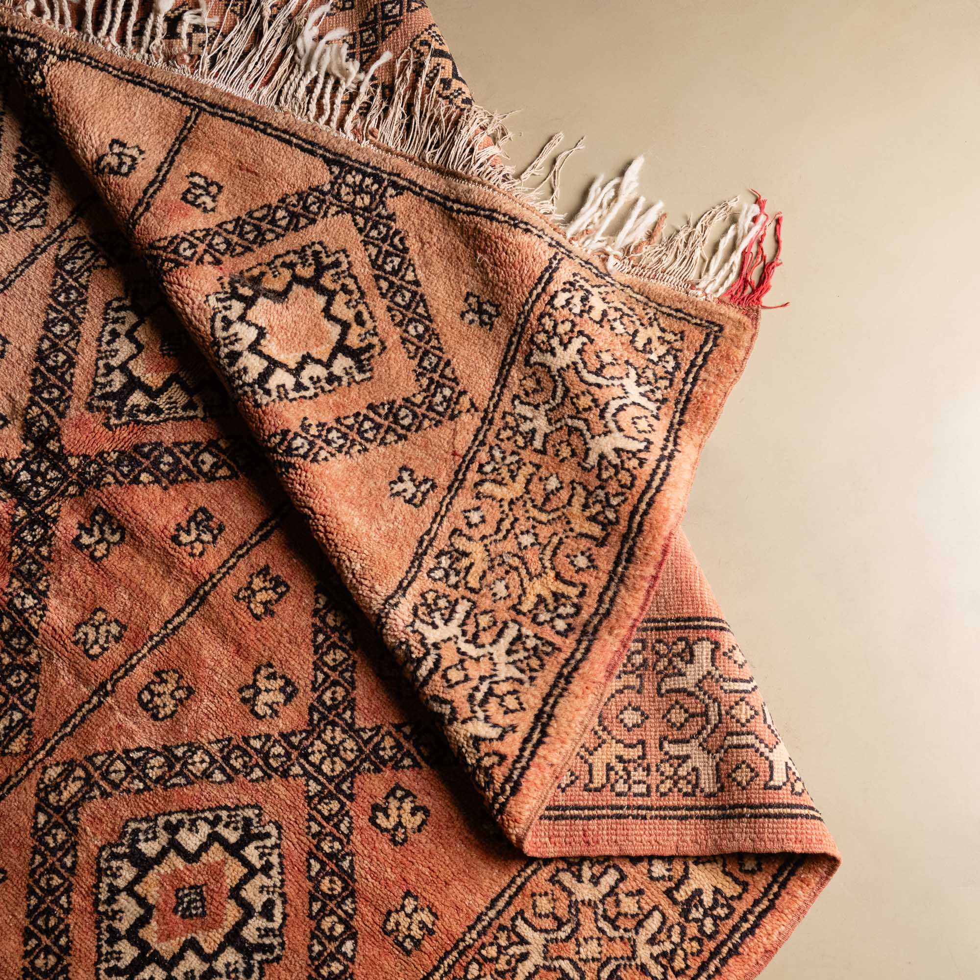 Bradia - vintage boujad rug