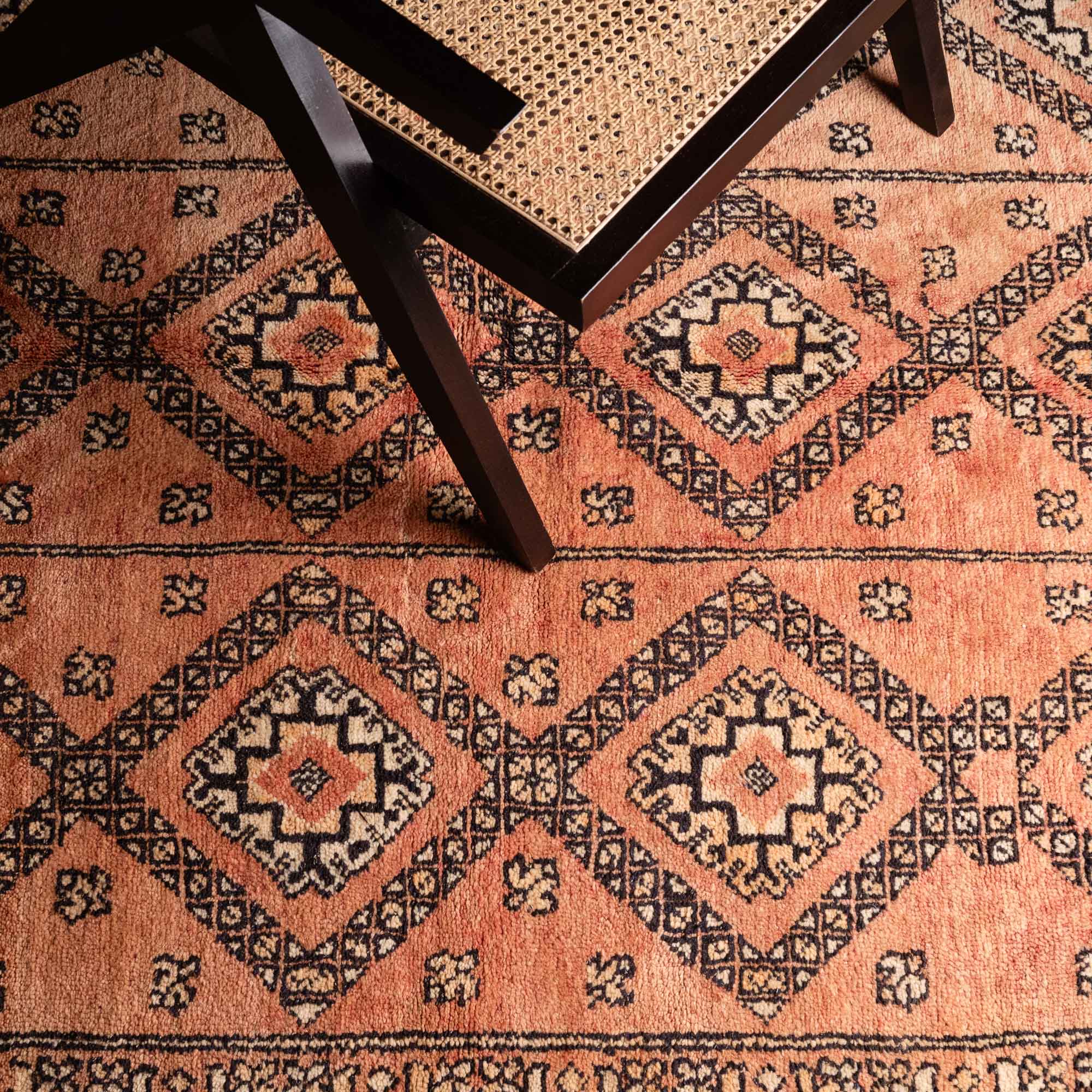 Bradia - vintage boujad rug