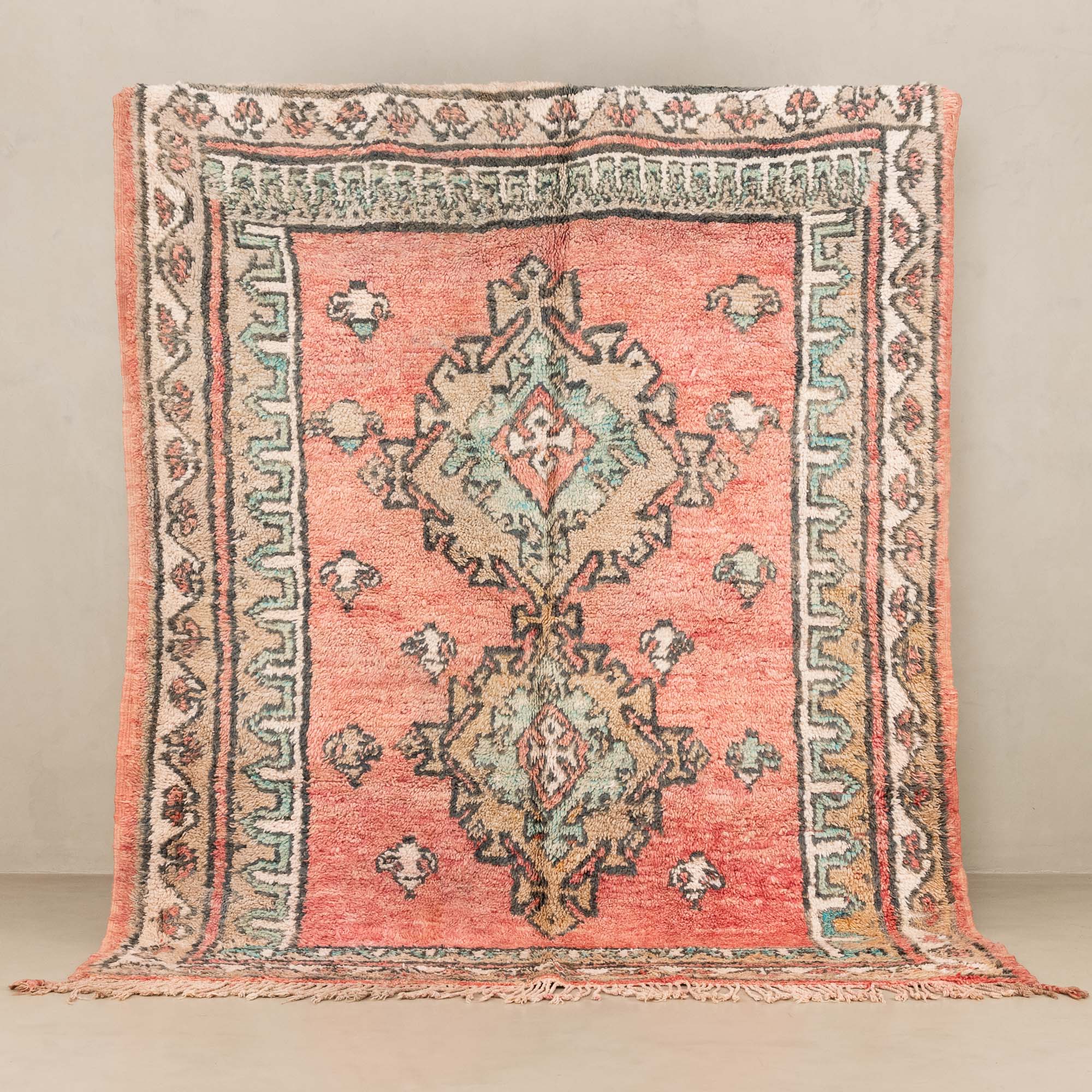 Tammam - vintage boujad rug
