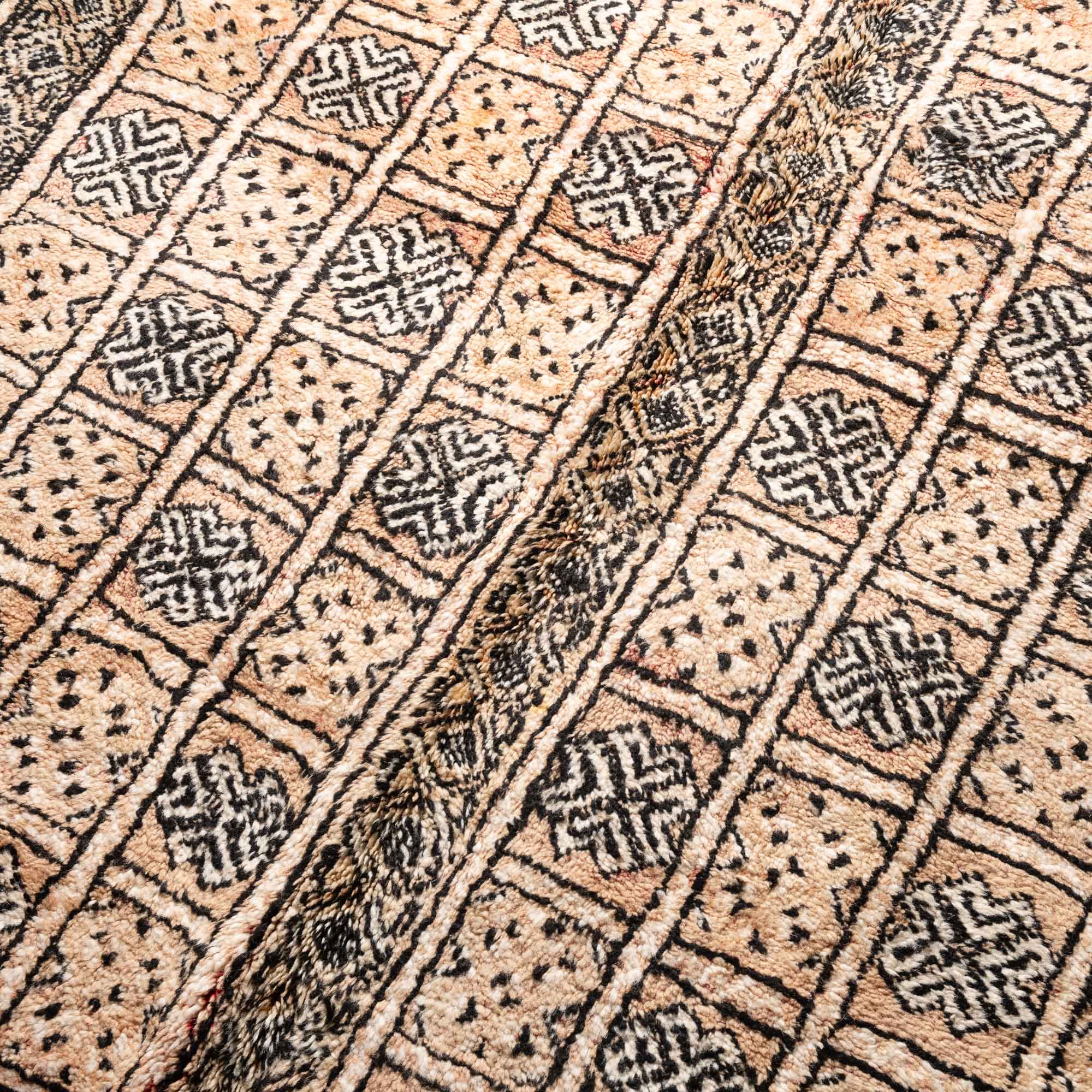 Salman - vintage boujad rug