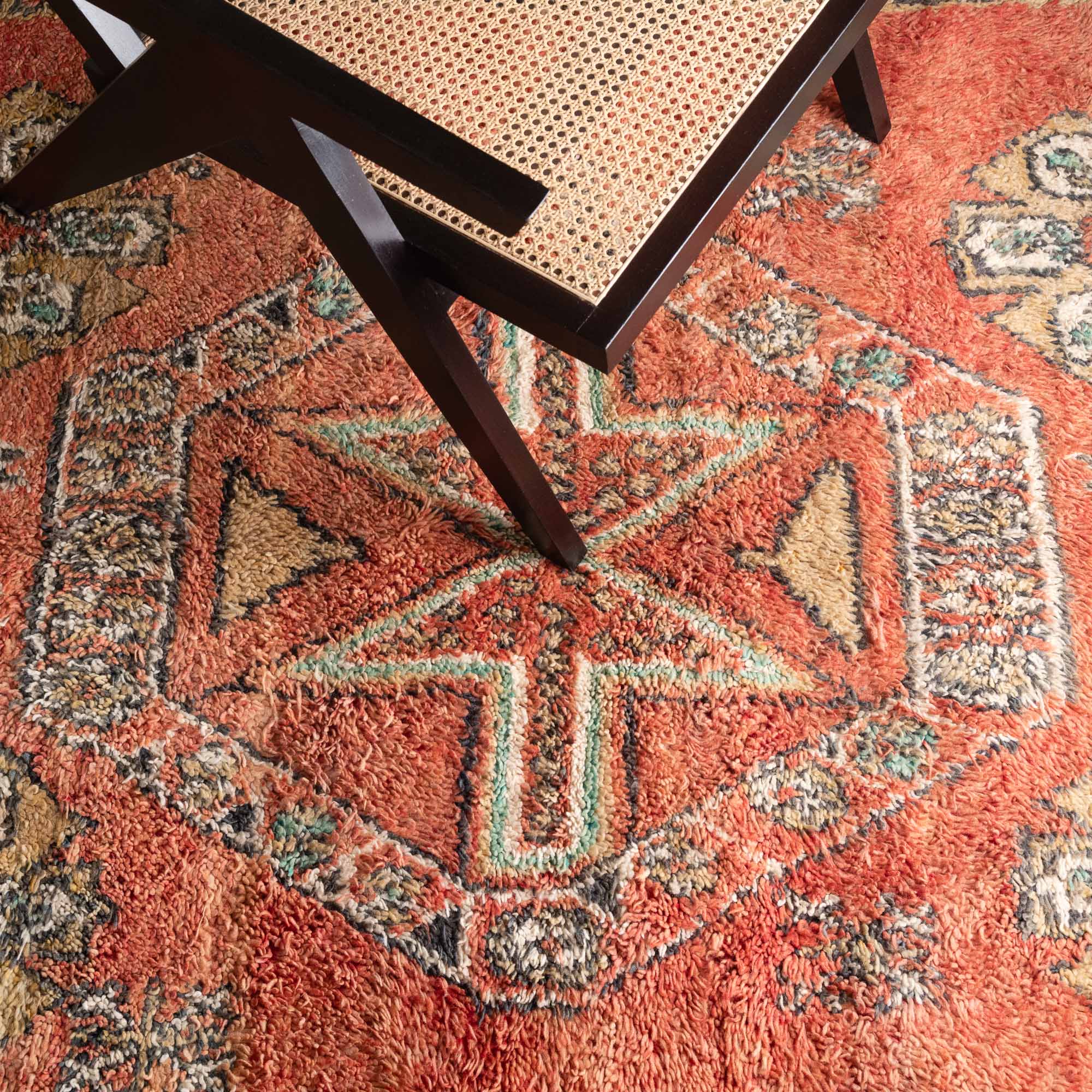 Oumhani - vintage boujad rug