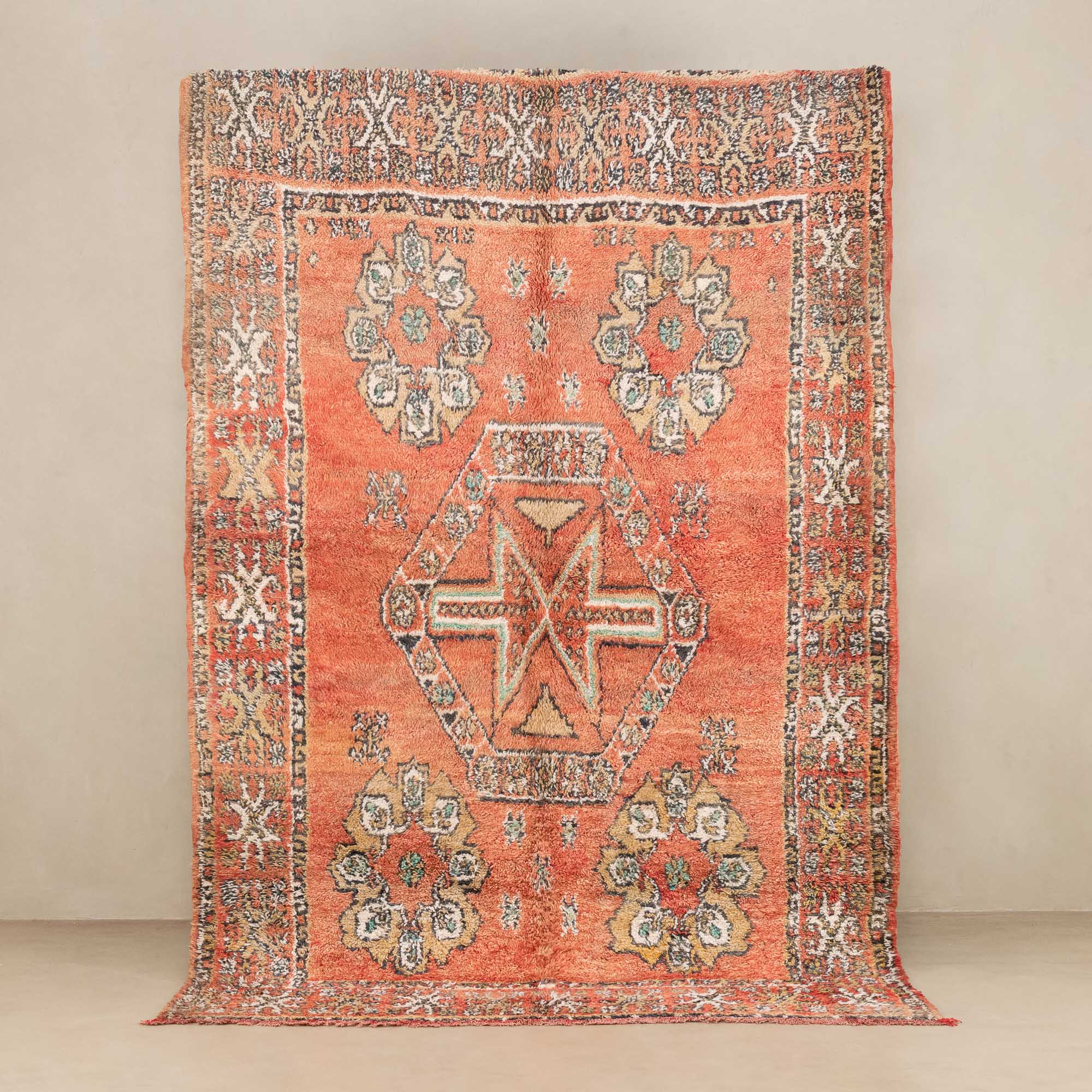 Oumhani - vintage boujad rug