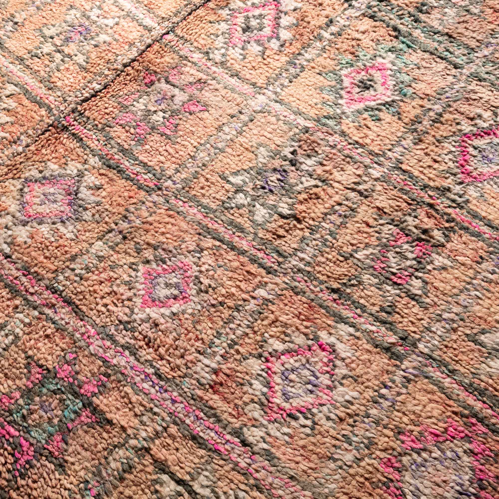 Hicham - vintage boujad rug