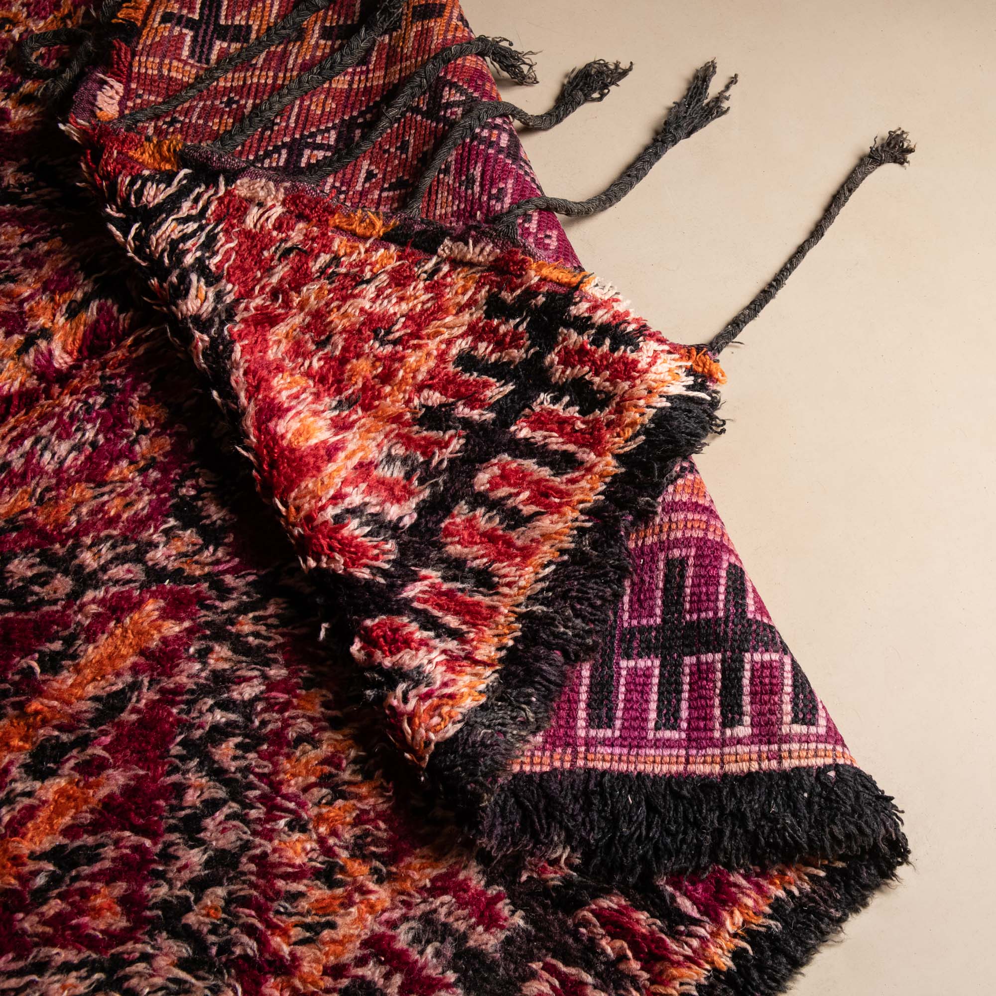 Rayhana - vintage beni mguild rug