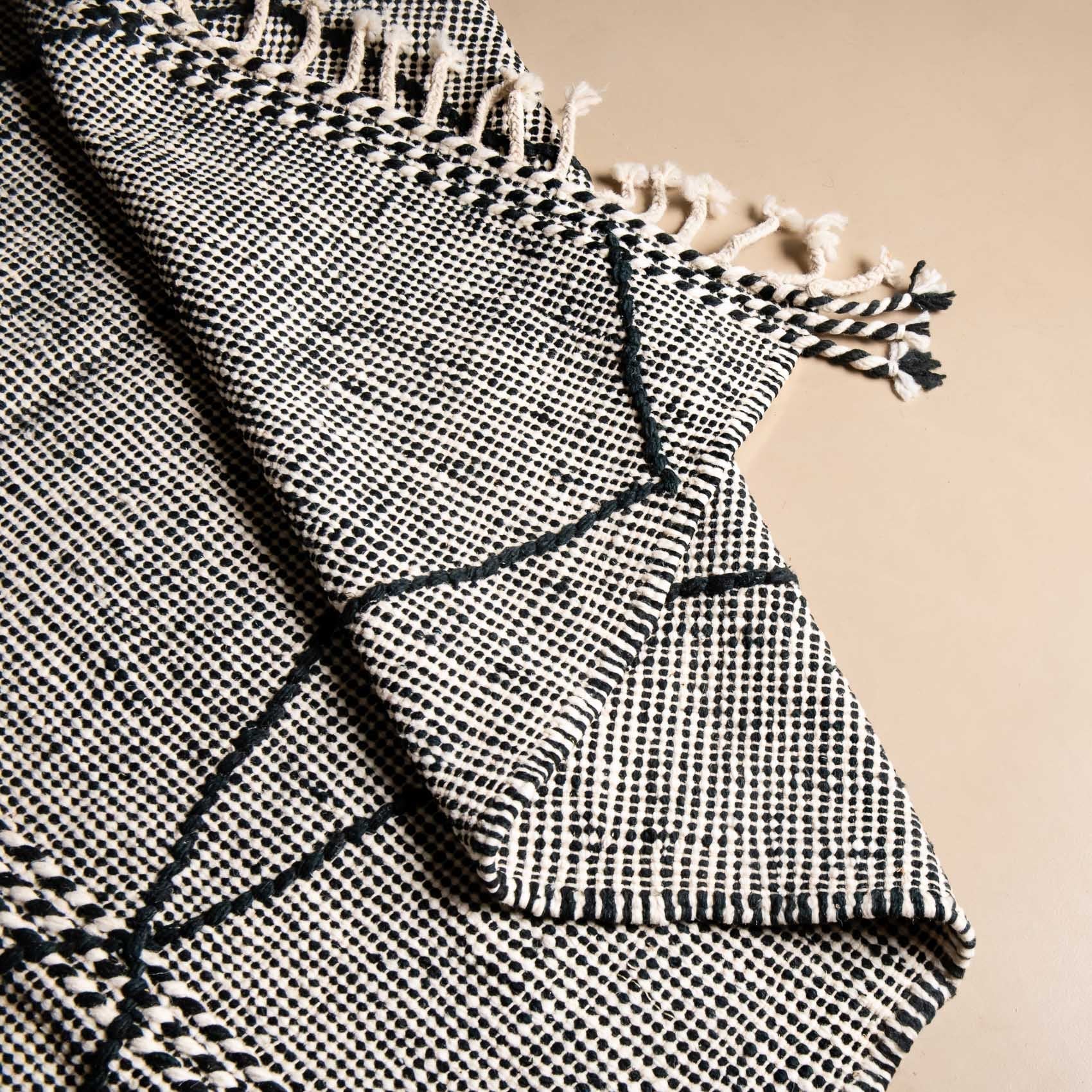 Huda - Taznakht kilim rug