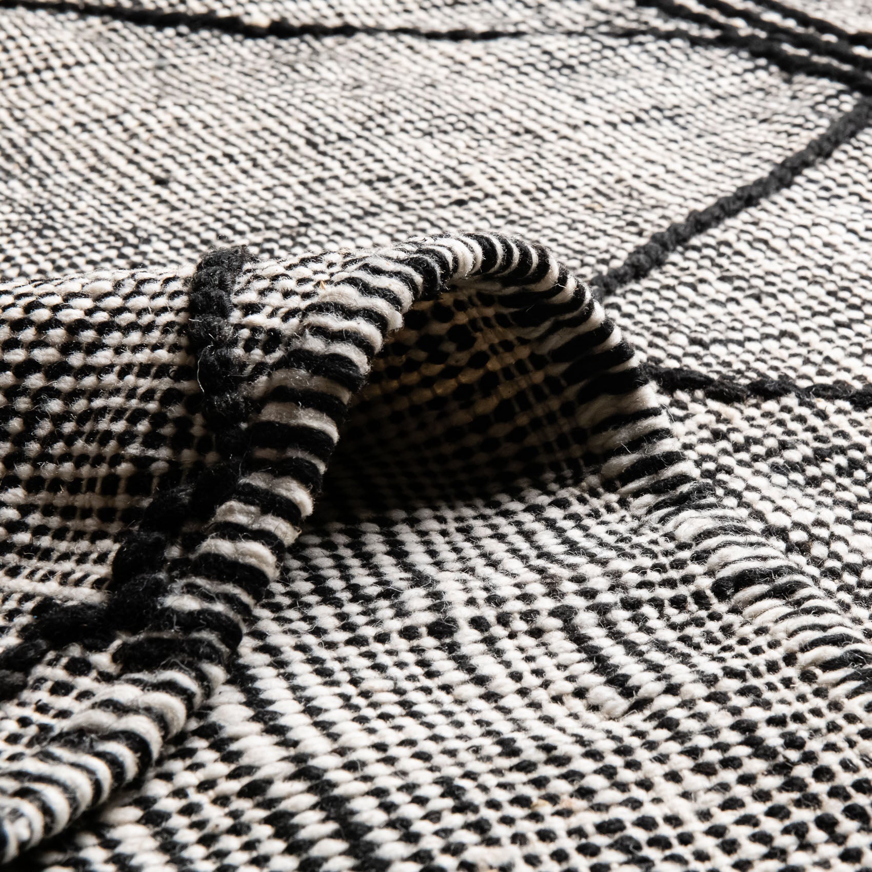 Tamuda - Taznakht kilim rug