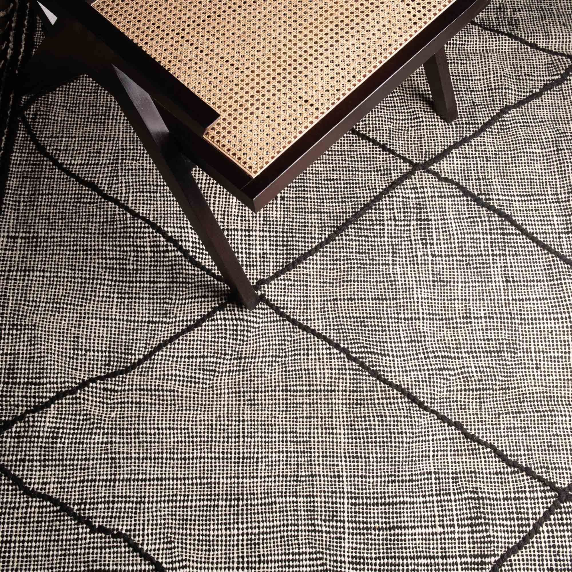 Tamuda - Taznakht kilim rug