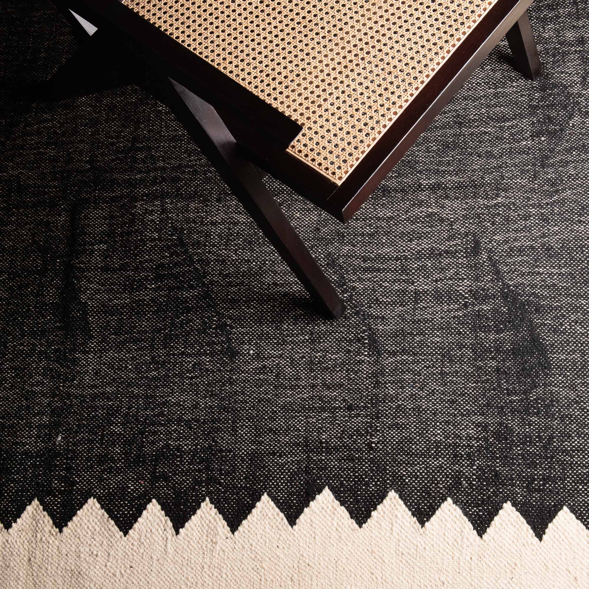 Afou - Taznakht kilim rug