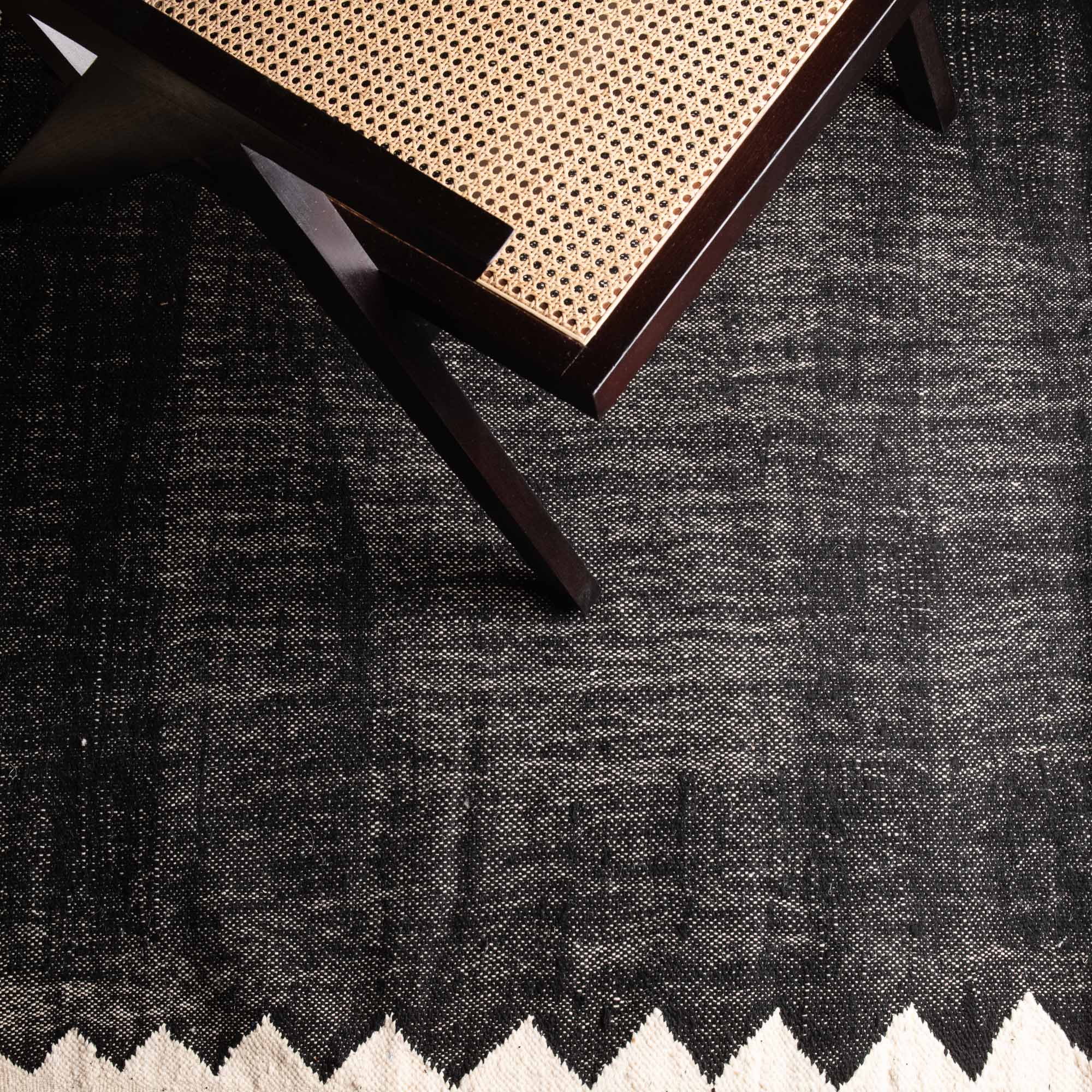 Afou - Taznakht kilim rug