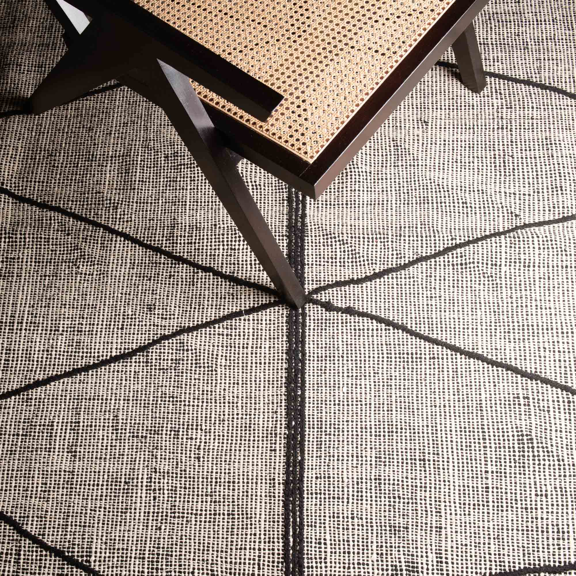 Tamuda - Taznakht kilim rug