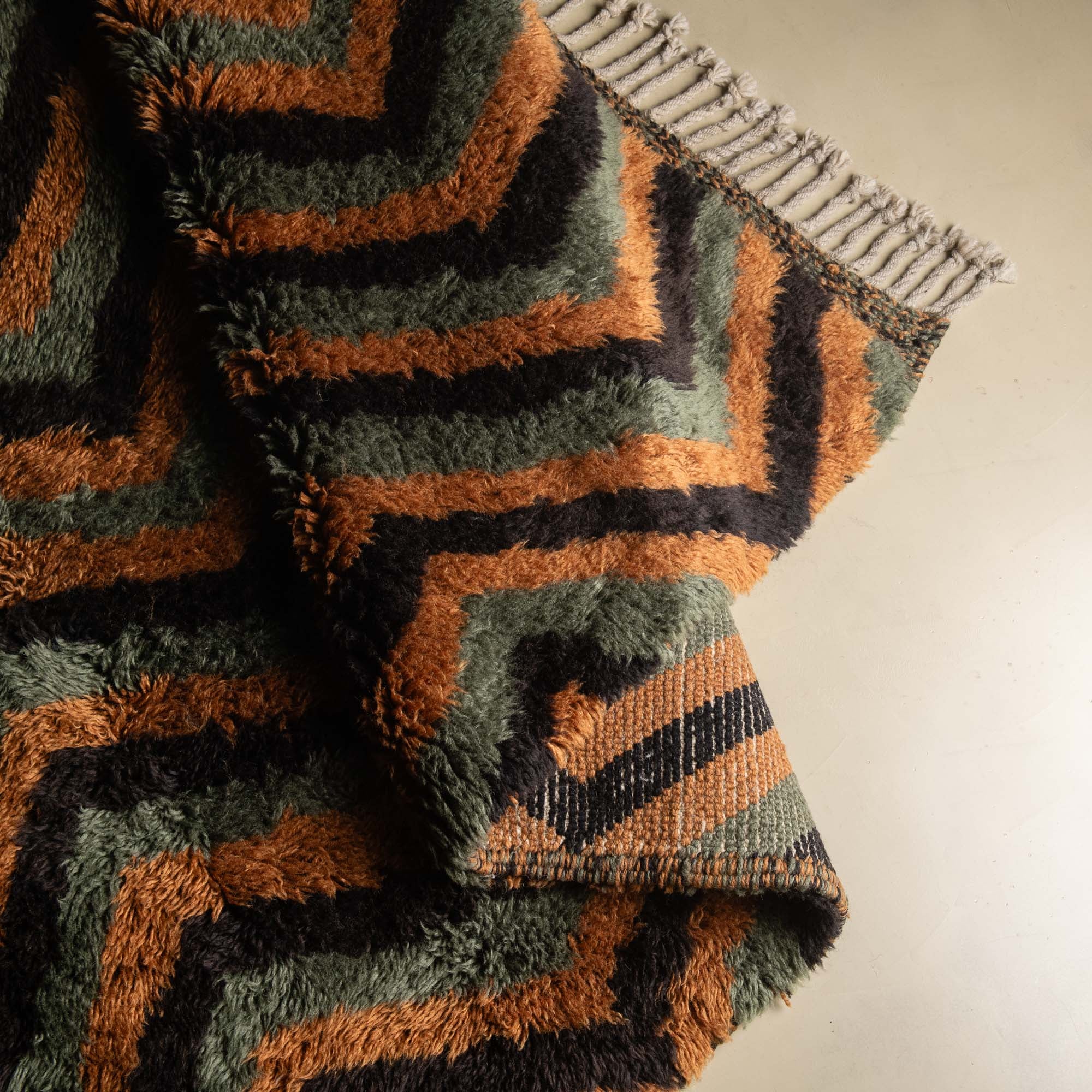 Winding track - Luxury Shag Moroccan Rug