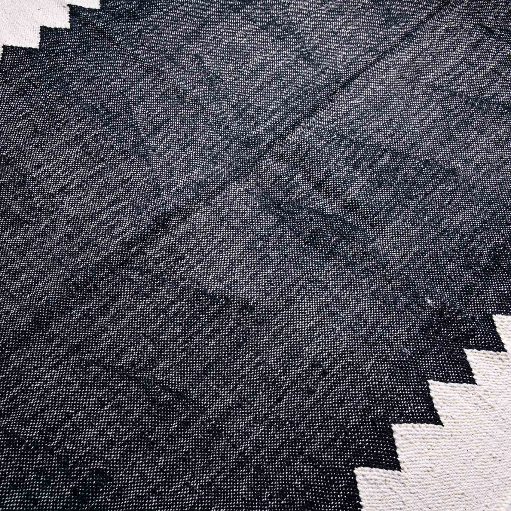 Afou - Taznakht kilim rug